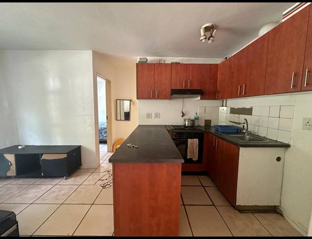 3 BEDROOM APARTMENT FOR SALE IN WOODHAVEN